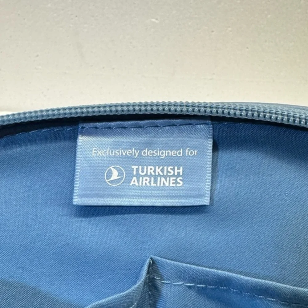 Salvatore Ferragamo‎ 💄 Parfums Turkish Makeup/Toiletry/ Amenity Bag- Blue NWOT